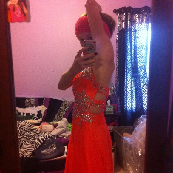 Cassandra Stone Collection Prom Dress - Picture 6 of 7